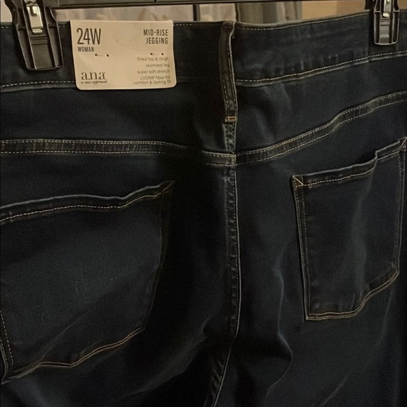 a.n.a -  Mid Rise Skinny Jegging Jean Size 24W - Picture 6 of 6